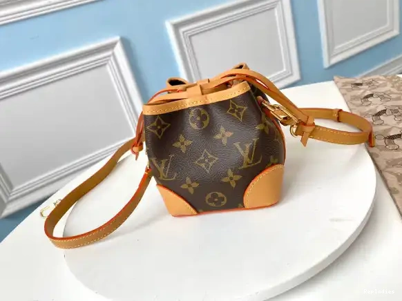 Cheap VUITTON LOUIS PURSE NOÉ 0707